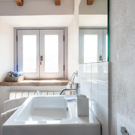 'la Buia' Beautiful In Umbria With Private Pool & Gardens * 몬테 산타 마리아 티베리나