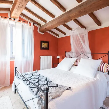'la Buia' Beautiful In Umbria With Private Pool & Gardens 4*